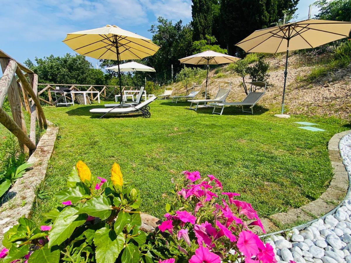 Villa Poggio Ulivo Pool-Apartments Rivoli Veronese Eksteriør billede